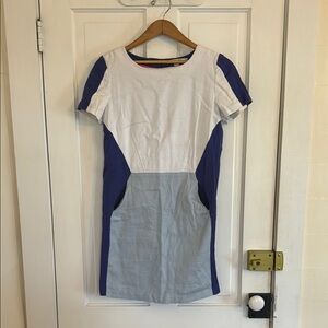 Boden White and Blue color lock dress with front pockets size US 10R